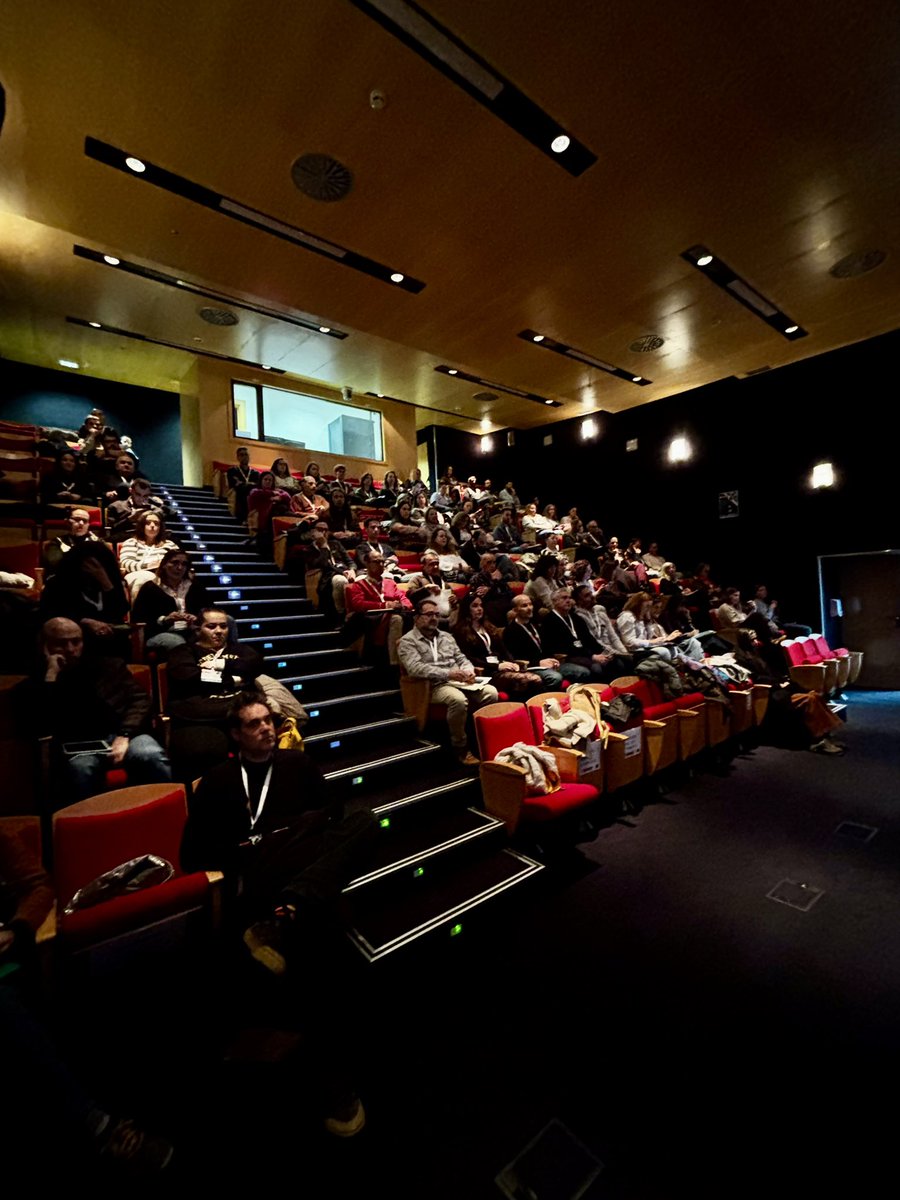 CFIELeón tweet media