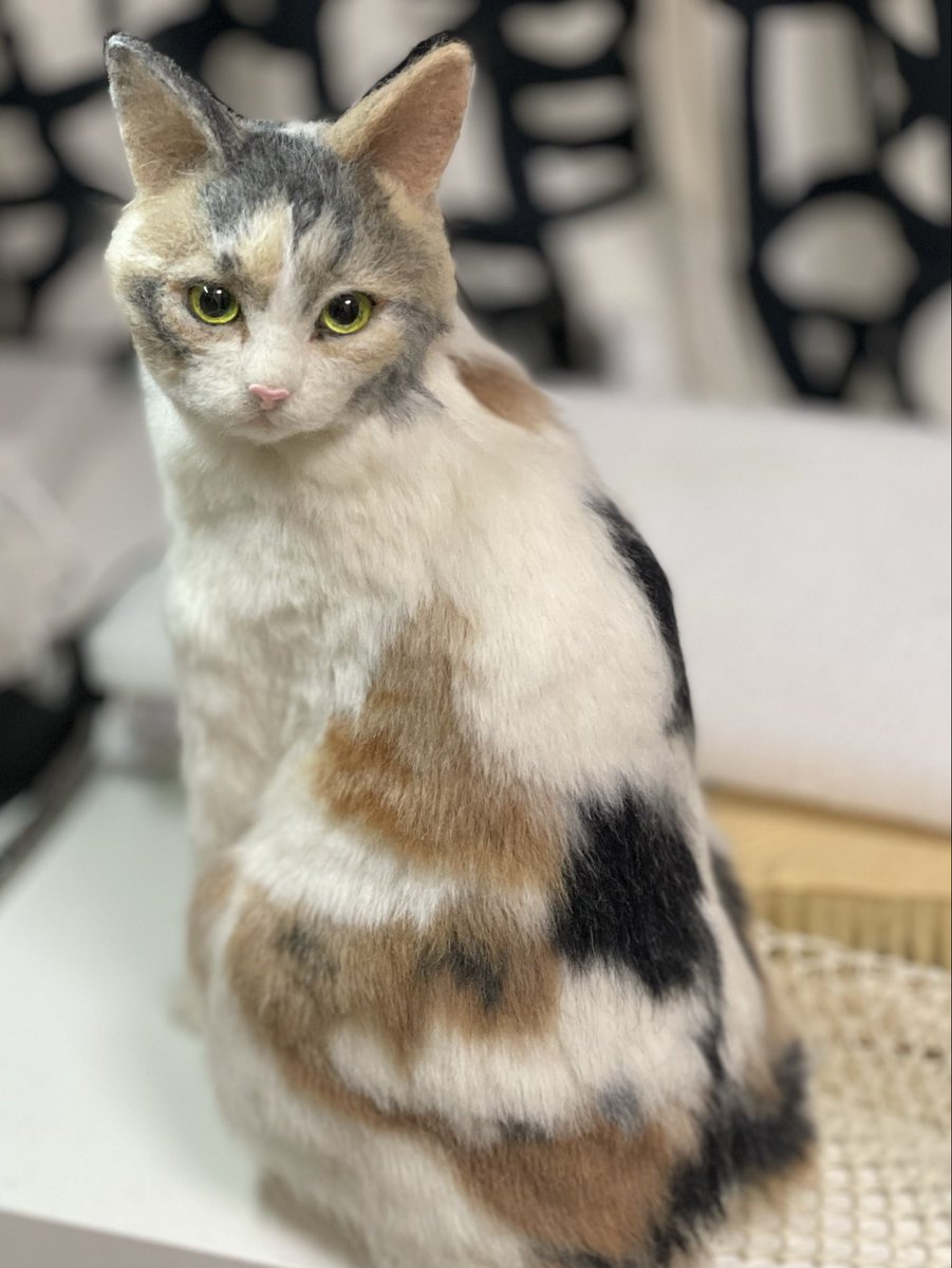 制作日記📖☡_✍ 腕がつきました 植毛もあと少し #羊毛フェルトねこ