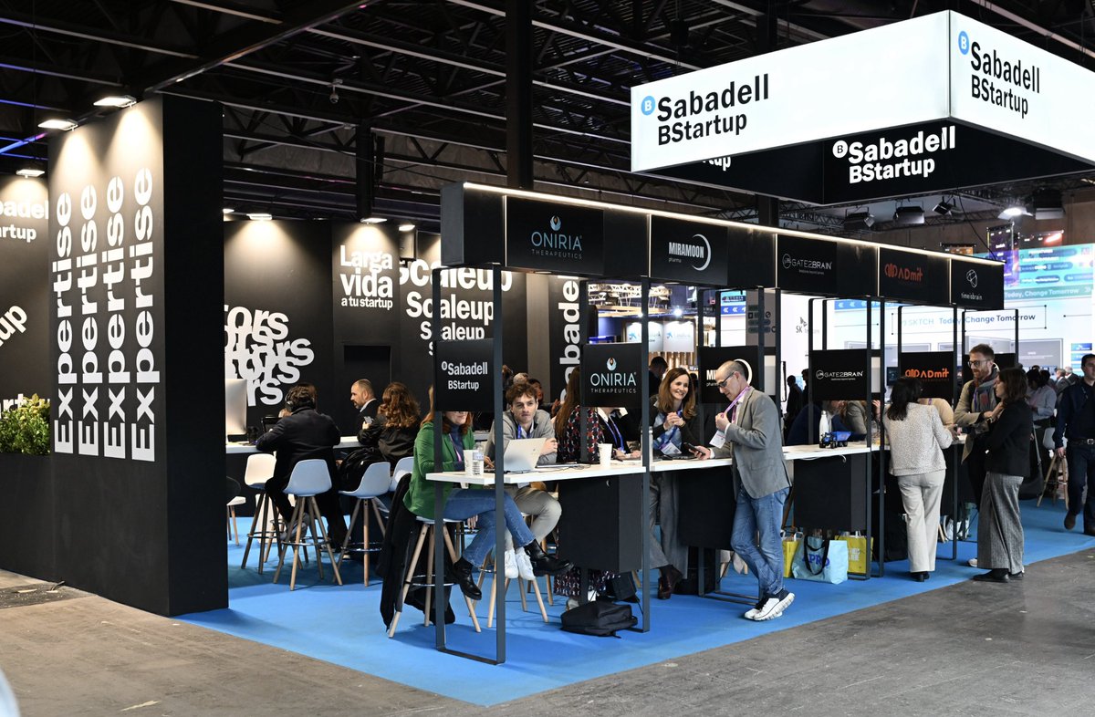 BStartup tweet media