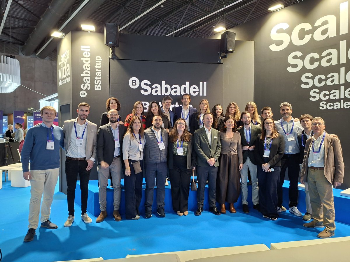 BStartup tweet media