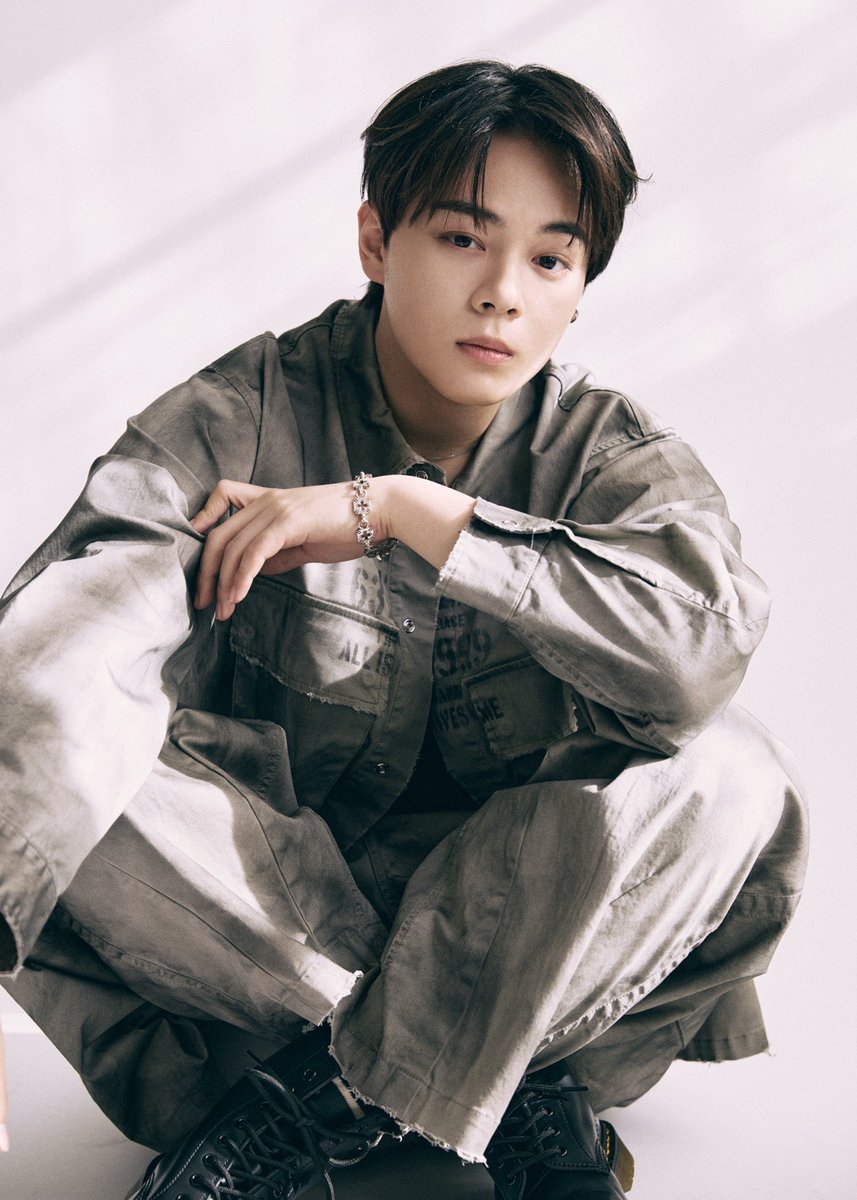 鶴房汐恩、ソロ活動再開への思い
元グループ、ファンへ感謝つづる

【全文掲載】
oricon.co.jp/news/2440377/f…

12月末にJO1を脱退、2月にインスタ＆YouTubeを開設。活動再開に至った思いを明かし、これからはアーティスト「BONBON.」として「ゆっくり自分と会話して活動をしていこうと思います」と伝えた