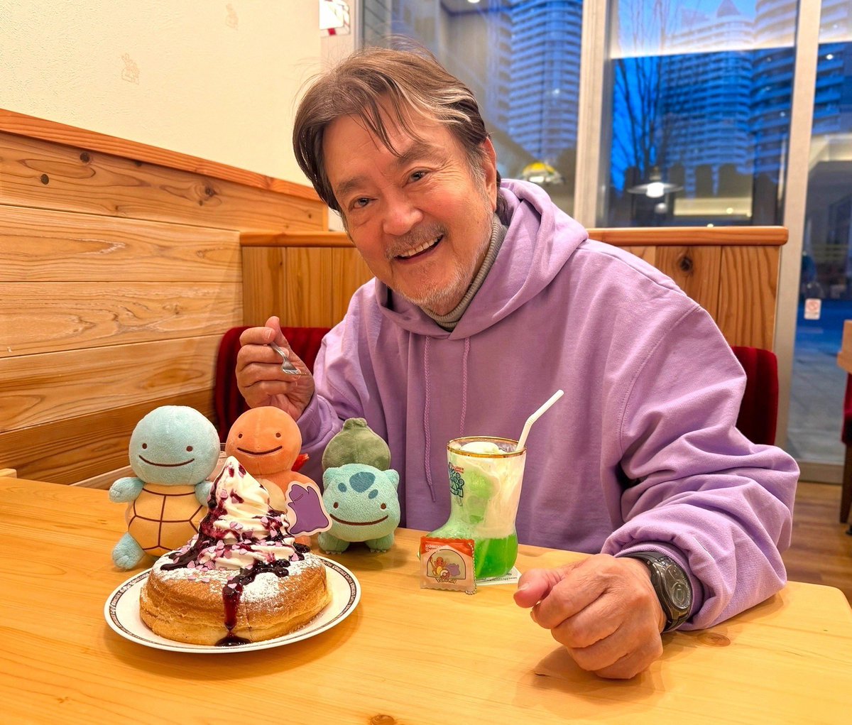 お茶時間。

そこに3匹のポケモンがいるじゃろ？

…あれ？

#pokemon
#ぬい活
#メタモン