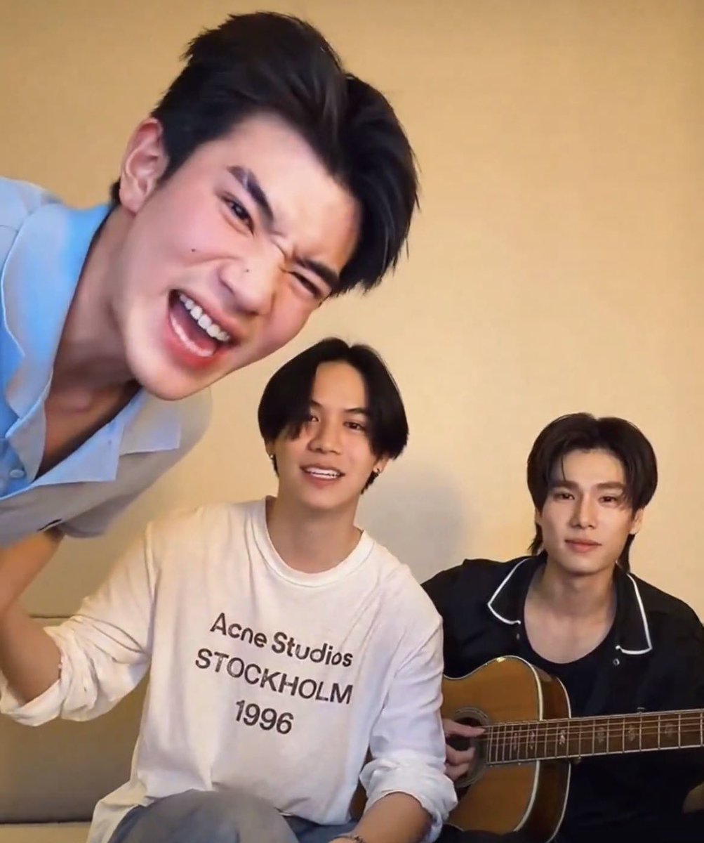 karimmmmmuu's tweet photo. ผมรักเคะ พี่ถาเอาหน่อย ซื้อยูนิตนี้หน่อย @GMMTV #stangks #Fourthnattawat #phuwintang https://t.co/EIhwIaL4JF