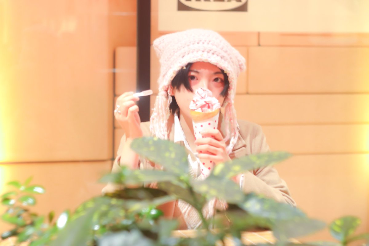 fujimomo_tone's tweet photo. #portrait 
meow
photo:@kinukashi0713 
knit cap:@100sleepsheep https://t.co/CwJy11X8uJ