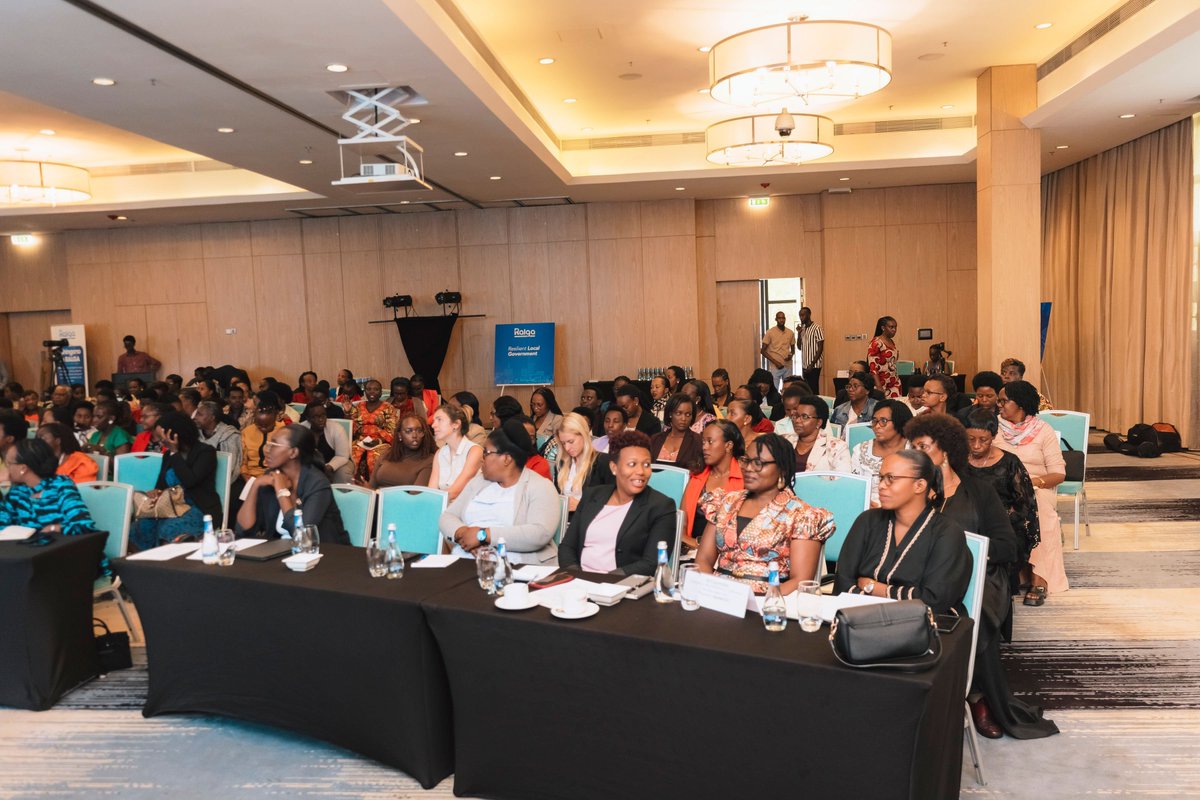 Minisitiri <a href="/U_Consolee/">Uwimana Consolee</a> yatangije Inteko Rusange ya 4 y'Urunana rw'abagore bo mu nzego z'ibanze yateguwe na <a href="/ralgarwanda/">Rwanda Association of Local Government Authorities</a>. Uru runana rugamije guteza imbere abagore bari mu buyobozi bw'inzego z’ibanze, kubafasha kurushaho gusobanukirwa inshingano, bakarushaho gutanga umusaruro.