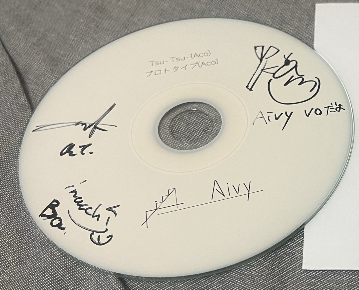 さかな tweet media