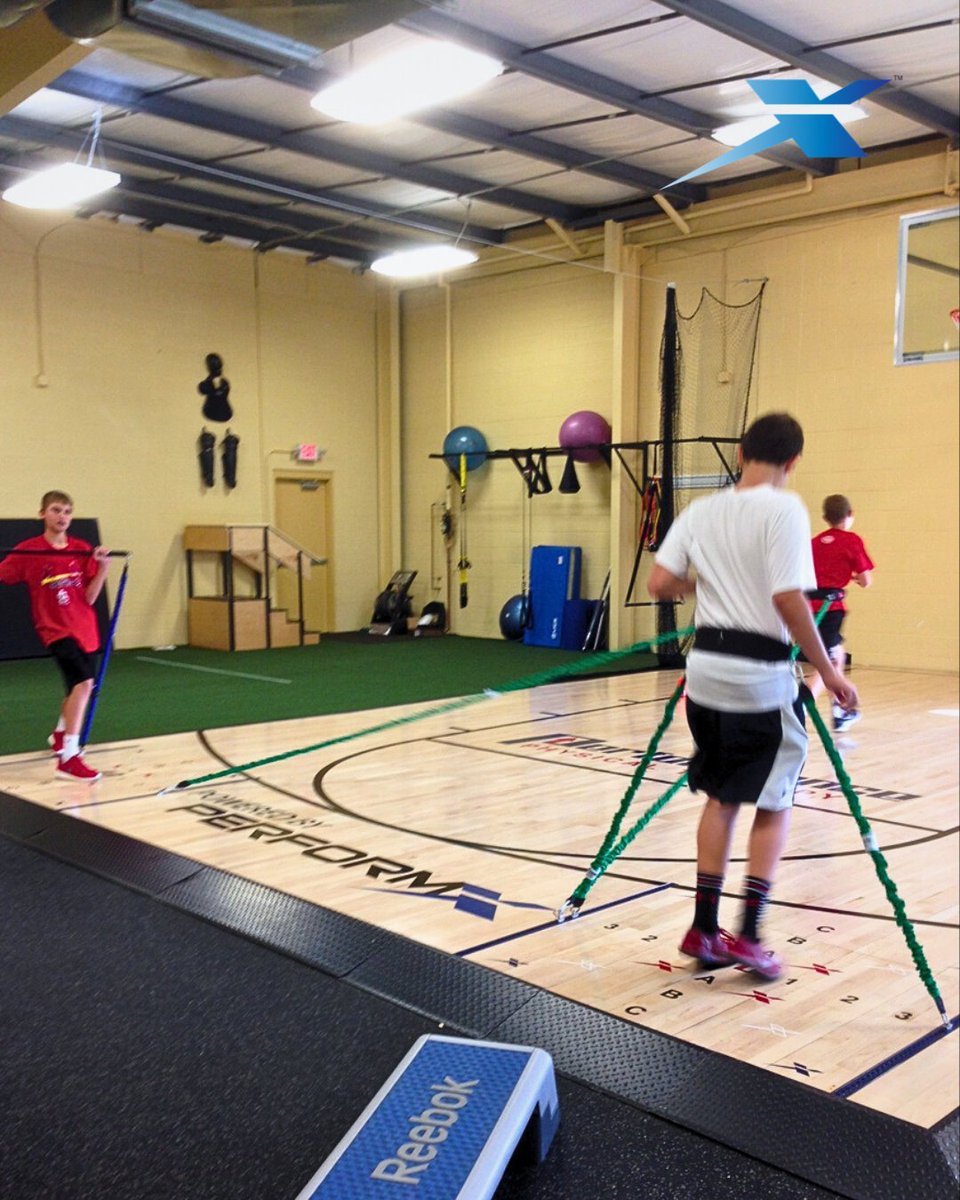 performxts's tweet photo. Strong foundations start young. Performance PT putting Perform-X to work with the next generation.

 #BuildingBetterAthletes #PerformX #YouthAthletes #TrainSmart https://t.co/soVxhMrcFm