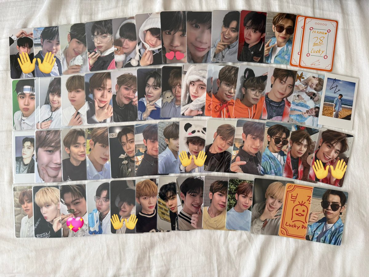 라라⋆｡˚🎀 tweet media