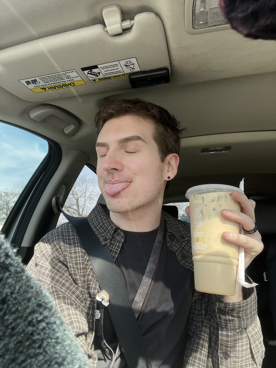 ItsTroyYoung's tweet photo. Last few days of my 20s 🥲 https://t.co/YYW1GCH5RU