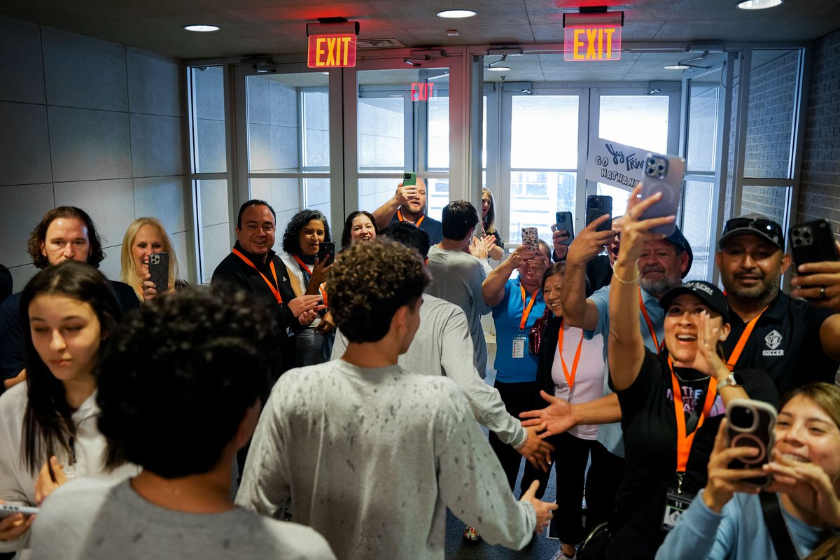 Bishop Lynch High School tweet media