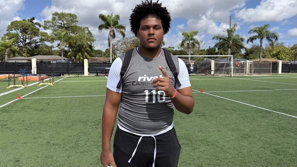 ReuseRecruiting's tweet image. #UGA is hitting up four-star DL @TYLER_969 'pretty much everyday', and he's set to see the Dawgs very soon:

"Georgia stands out because they are a proven championship team, a proven NFL factory, especially on the defensive line."

More at @DawgsHQ: 
on3.com/teams/georgia-…