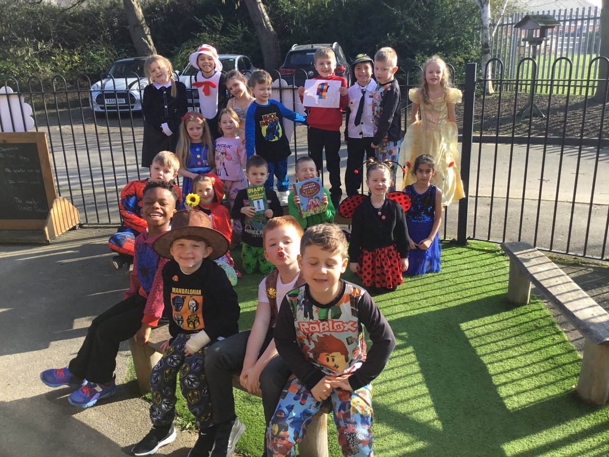 Mrs Manson tweet media