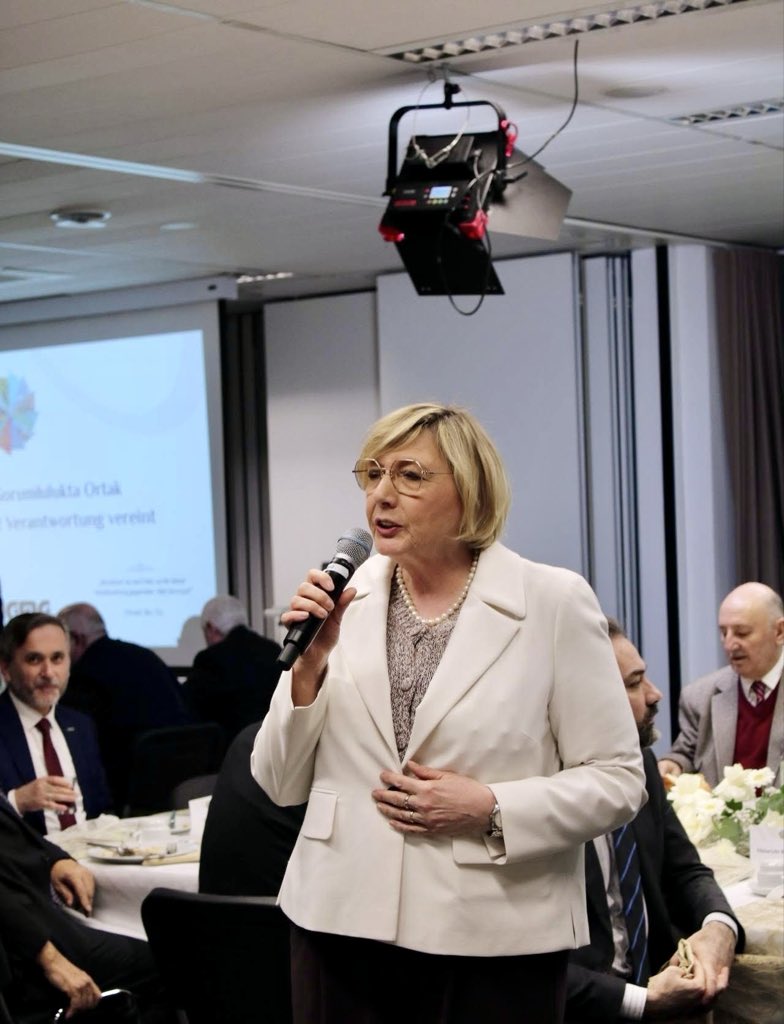 Ali Mete tweet media