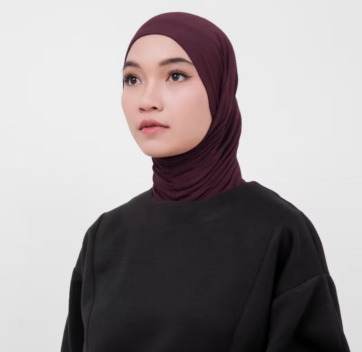 shunsational's tweet photo. @txtdarionlshop PL Hijab Daissy yg Vela Tie 40K ajaa. 
Bisa 🍊, Dom Jakbar. https://t.co/jYPhLzRDFx