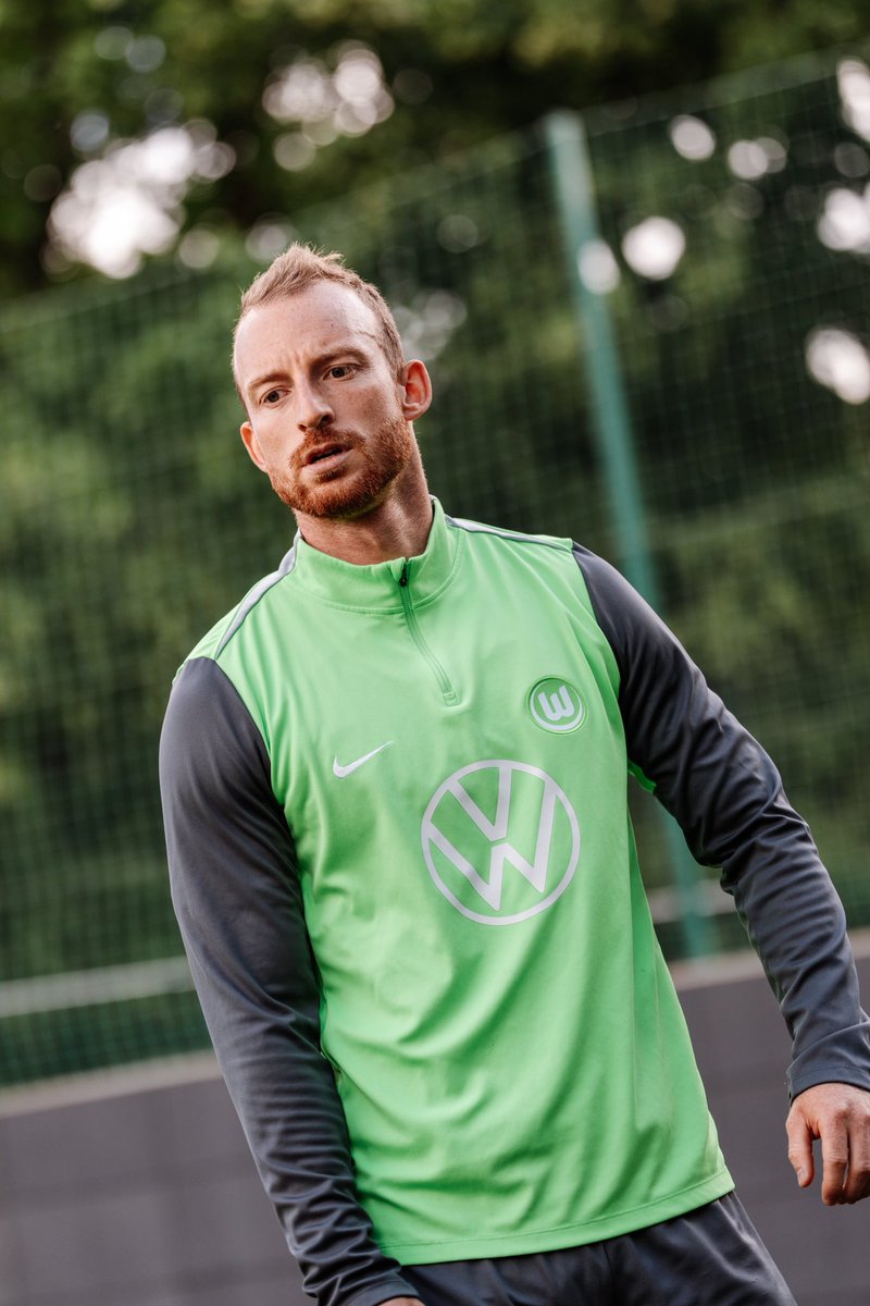 VfLWolfsburg_PT's tweet image. 💬 Daniel #Bauer: “Ainda existe uma pequena esperança de que Maximilian #Arnold e Mattias #Svanberg estejam disponíveis no sábado. Uma decisão será tomada amanhã, após o último treino, sobre se eles serão incluídos no elenco ou não. Nenhum dos dois treinou com a equipe nesta