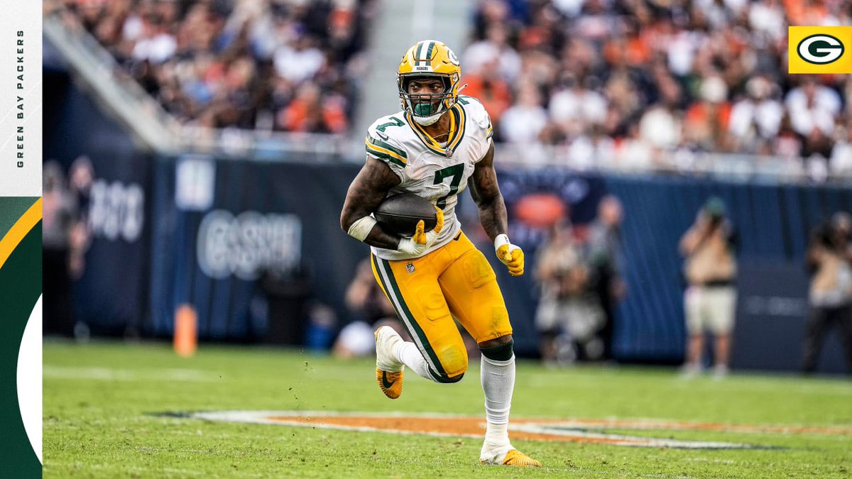 DanDGriffis's tweet photo. A free agent to keep in mind for the #Jaguars is #Packers LB Quay Walker.

Anthony Campanile, former Packers LB coach, has an obvious connection to Walker.

Quay Walker:
- 2025 Team Captain
- 25 Yrs Old, 57 Starts
- 469 Tackles, 9.0 Sacks https://t.co/BXEyQJqEPi