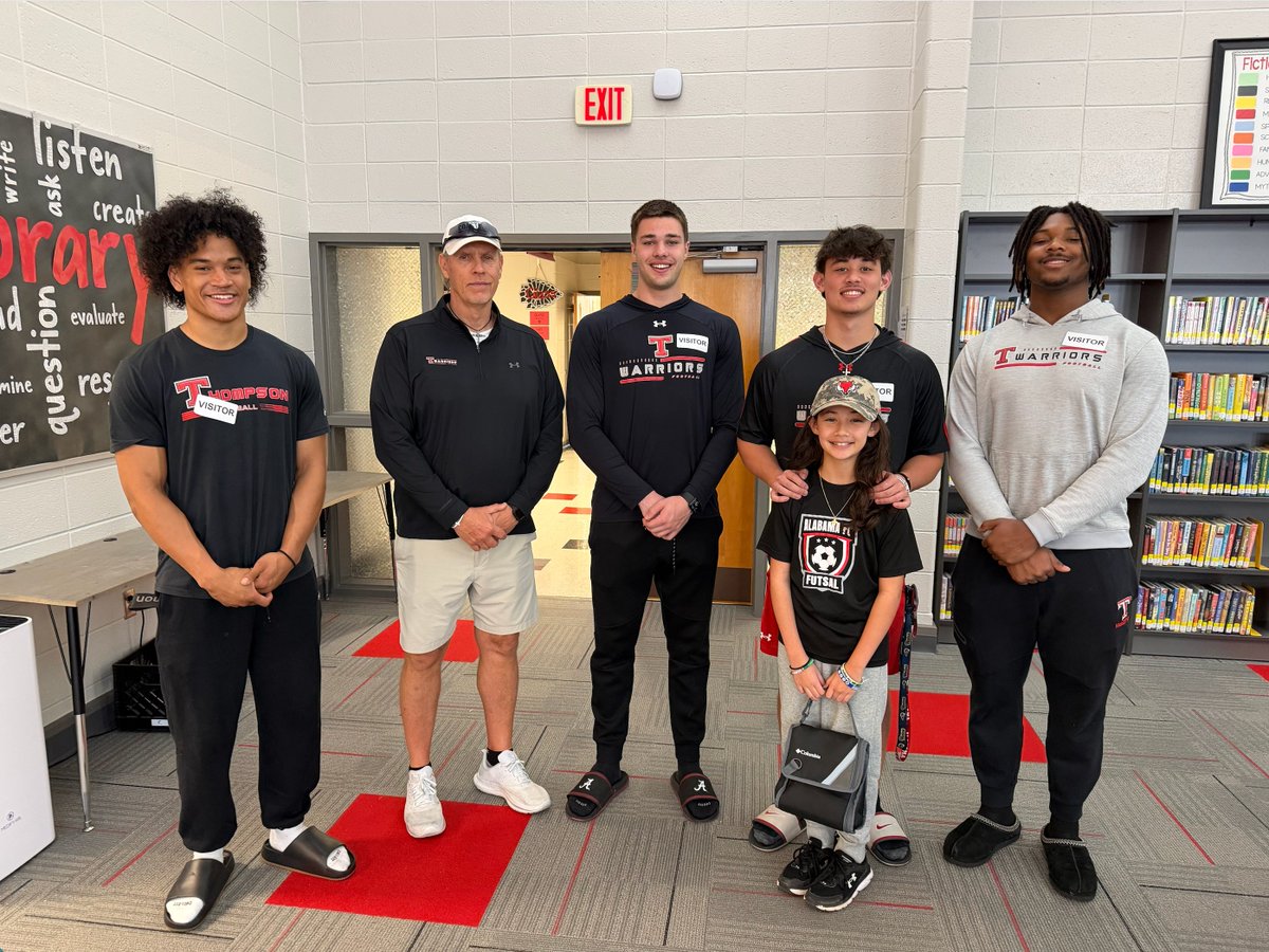 TrentSeaborn's tweet image. Great couple days for #ReadAcrossAmerica reading with @WARRIORNATION20  at @Alabasterk12  elementary and intermediate schools. 

Awesome getting to read to my little brother and sister’s classes too. 📚