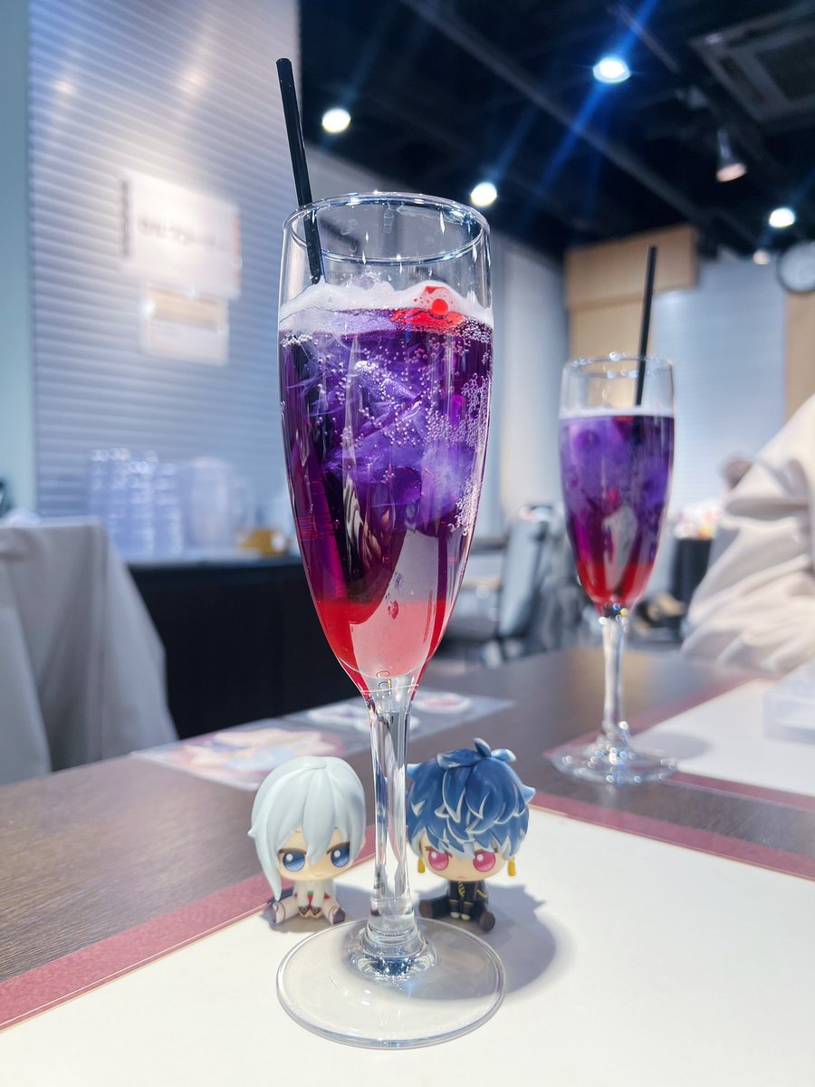 友とアニカフェ行ってきた🩷💚