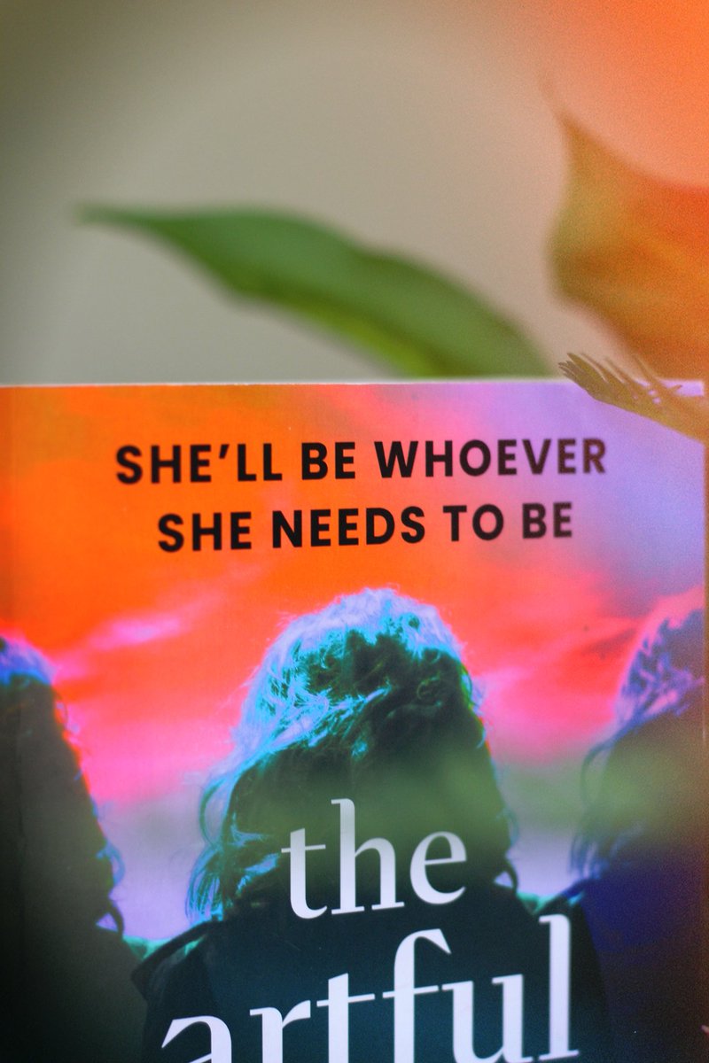 Emily 📚 tweet media