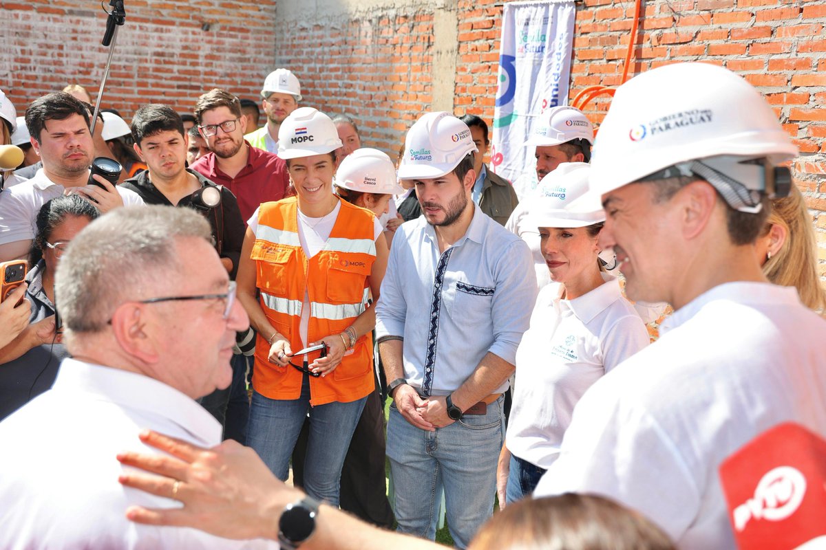 Claudia Centurión tweet media