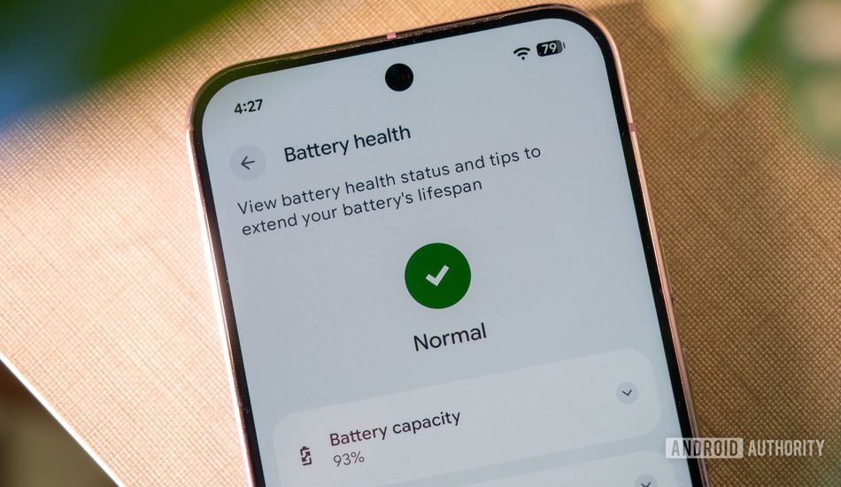 MobCentralNet's tweet photo. Google is now warning users about apps on the Play Store that consume excessive battery in the background. The aim is to encourage developers to optimize their apps and provide users with better control. #news  #Android #Battery #Apps #GooglePlay
Link: https://t.co/blbZGE1MSi https://t.co/k4widr7t4g