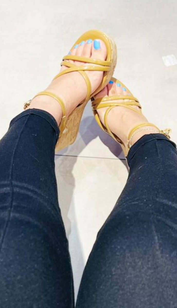 x1mena2024's tweet photo. la mejor combinación ✨😍 #Podofilia
#pies
#fameleFeet
#fetichepies
#piesfetiche
#fetiche
#fetichista
#Fotopiesfemeninos https://t.co/aeIjjqMaWl