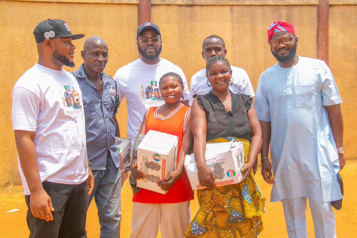 Cityboybenue's tweet photo. The good people of Benue State came out in there numbers for the Cityboy movement Benue chapter, the energy captured the spirit of the community as the Fasting Relief distribution continued across the state. 
#CITYBOY_LOG 
@seyitinubu
#cityboybenue https://t.co/sWnCM8xbfl