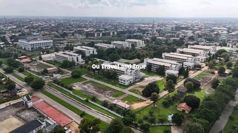 ArinzeNwaOtu's tweet photo. Owerri has to be one of the greenest 💚🍏 cities in Nigeria.
We don't celebrate our cities enough.
#igboland
#owerri
#tourism
🖼️:@oyibo_ugbo https://t.co/6pOpHCe82B