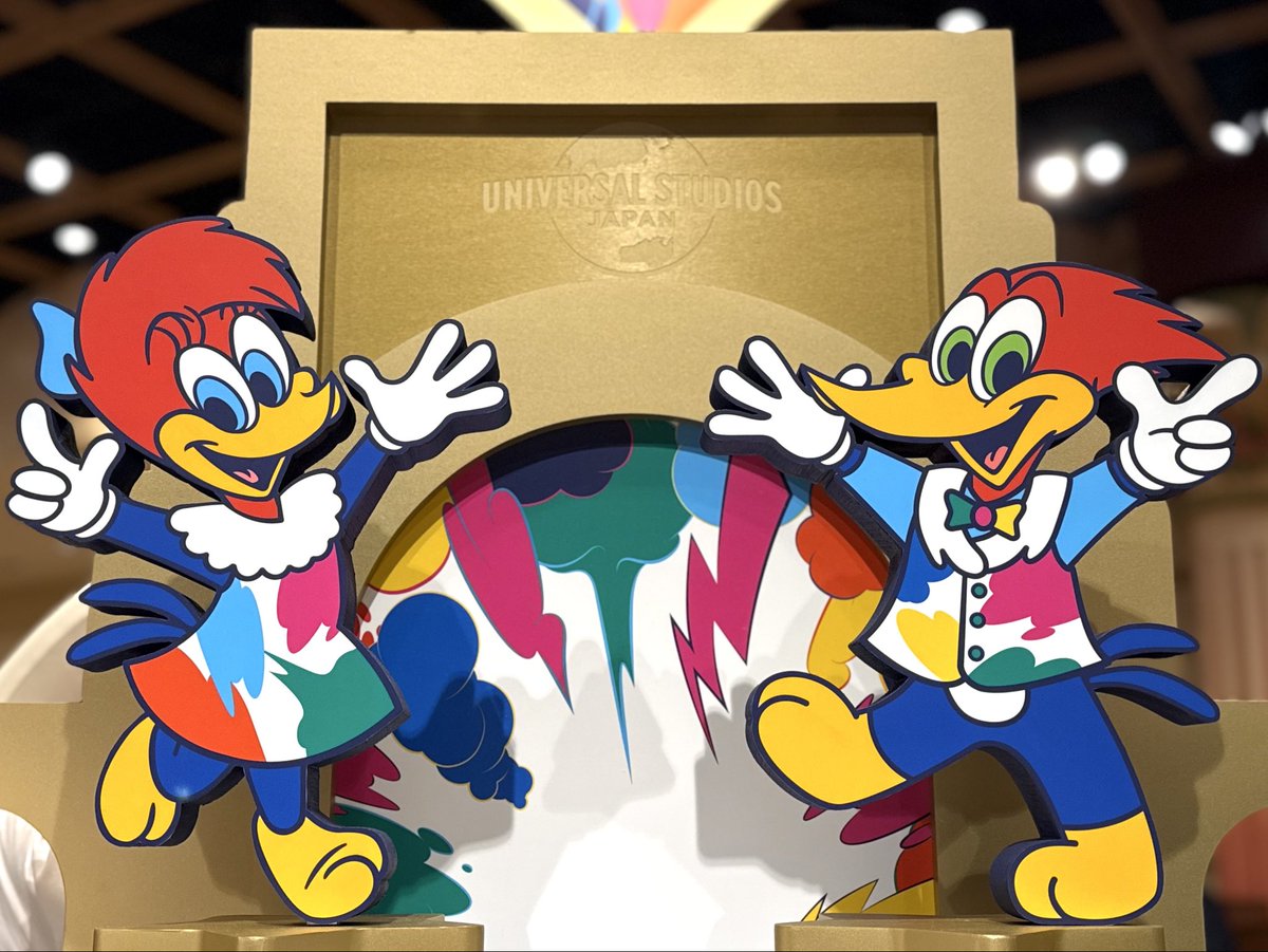 25周年グッズディスプレイの ウッディー＆ウィニーがかわいい♡ #USJ