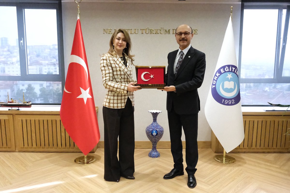 TalipGeylan06's tweet photo. MHP Kahramanmaraş Milletvekili Sayın @zuhal_karakoc hanımefendi, genel kurulumuz sonrası tebrik ziyaretine geldiler.

Türk eğitimine hizmetleriyle tanıdığımız kıymetli vekilimizin, memleket hizmetinde de gayretlerini takdirle takip ediyoruz.

Nezaketinden ötürü kendisine teşekkür ediyor, başarılarının devamını diliyorum.