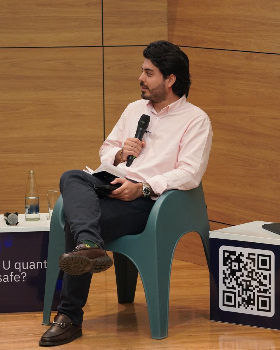 ClaudiaCaleroC's tweet photo. Estuvimos en el #ForoDePresidentes en @icesi, un espacio de conversación entre líderes empresariales sobre los retos y oportunidades del país. 

Compartimos reflexiones sobre la importancia de fortalecer la seguridad, avanzar en la modernización de la ruralidad y seguir impulsando la bioeconomía como motor de desarrollo sostenible para el campo colombiano.