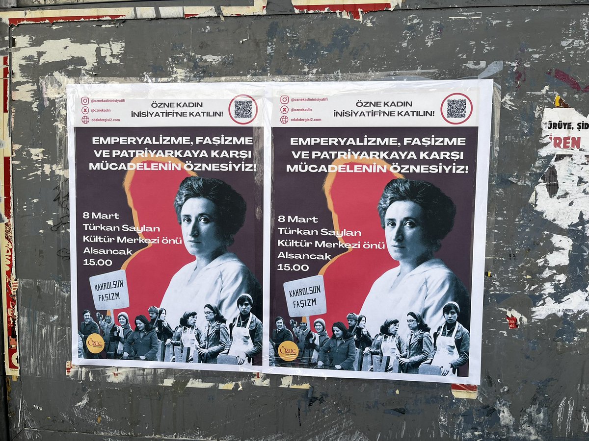 oznekadin's tweet photo. Bornova📍

Bornova’da Özne Kadın İnisiyatifi olarak 8 Mart afişlerimizi astık.

Emperyalizme, faşizme patriyarkaya karşı mücadelenin öznesiyiz!

Yaşasın sosyalist kadın mücadelemiz! https://t.co/65BvqknsBp