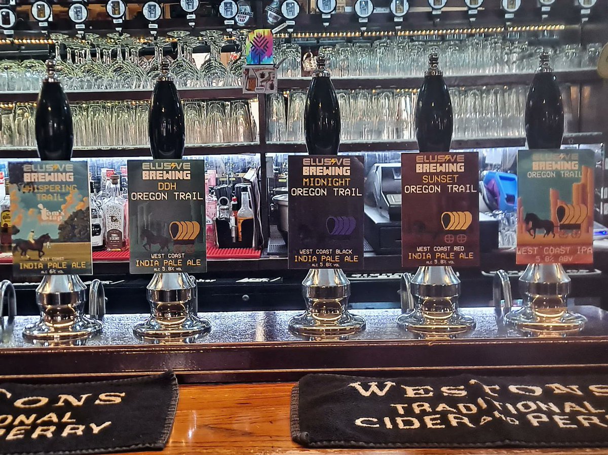 The Nag's Head Reading tweet media