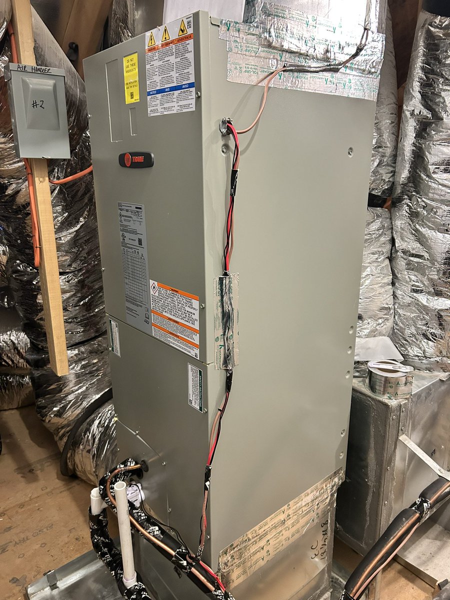 ServiceMedic's tweet photo. Now is the time to replace your old heat pump or furnace! Here is a heat pump we installed in Holly Springs, NC. We installed this Trane 2 ton variable speed system which is backed by the best warranty in the industry! We also provide a free diagnosis on all calls! 919-904-5976 https://t.co/WfIaSnjf57