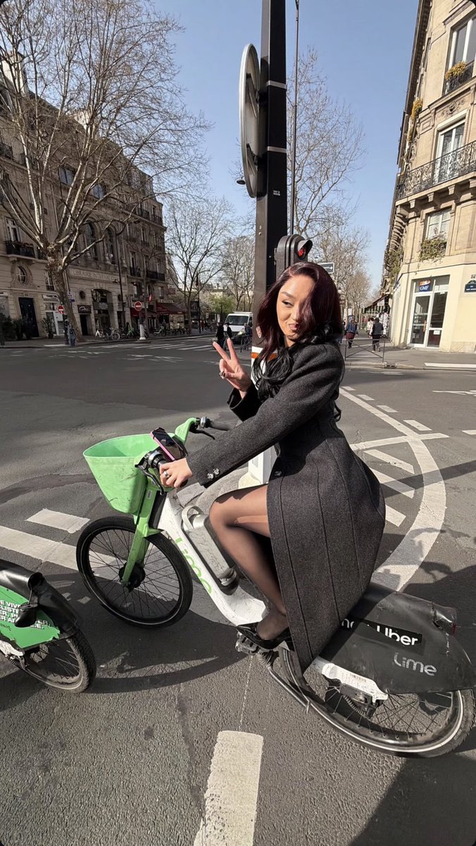 thea IS RELEVANT 📸 tweet media