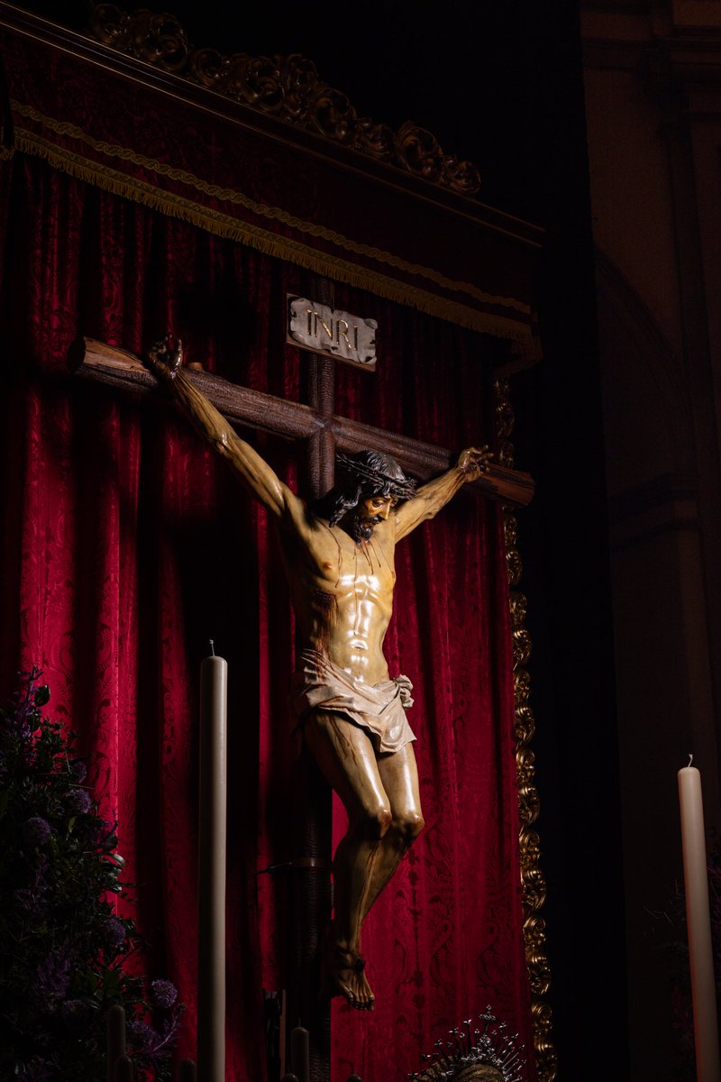 ArchiSangre's tweet photo. CULTOS 🕯| Altar de cultos para el Solemne Triduo en honor a nuestros Sagrados Titulares, que dará comienzo mañana a las 19:30 horas.

📸 @LMFotosCofrades

#CofradíasMLG #ArchiSangre https://t.co/ahFY5vabxT