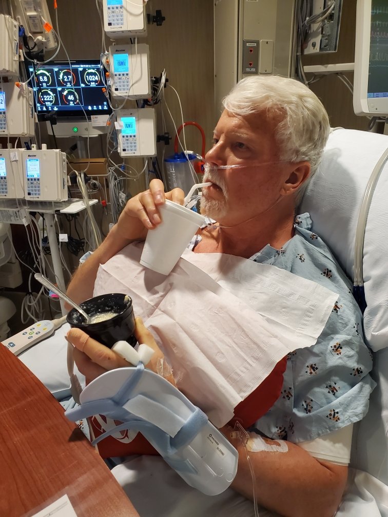 Julie aka Call Mee Mee tweet media