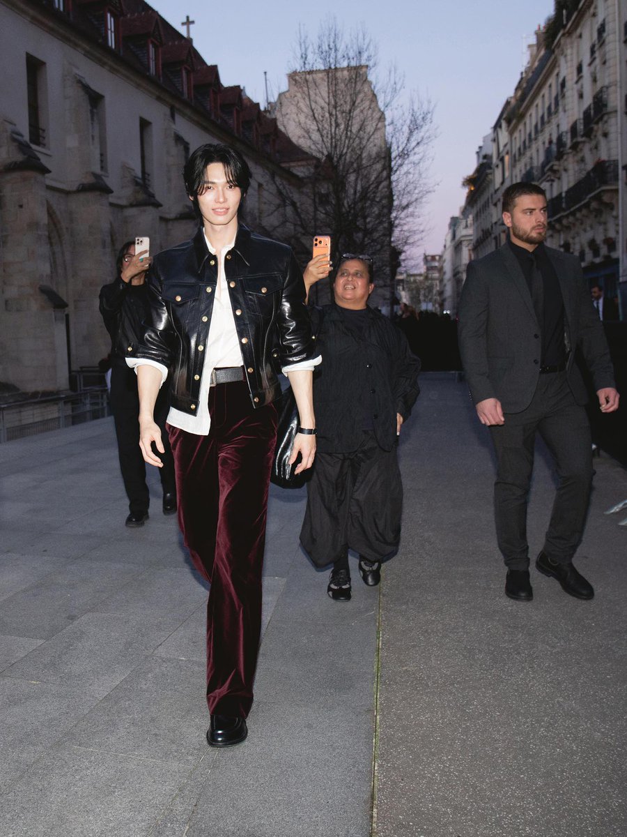__opywpy__'s tweet photo. cr. ghostindress

WIN IN ACNE STUDIOS FW26
#AcneStudiosxWinMetawin
#AcneStudiosFW26 #AcneStudios
#PFW2026
#winmetawin https://t.co/Ja9gRpJfRb