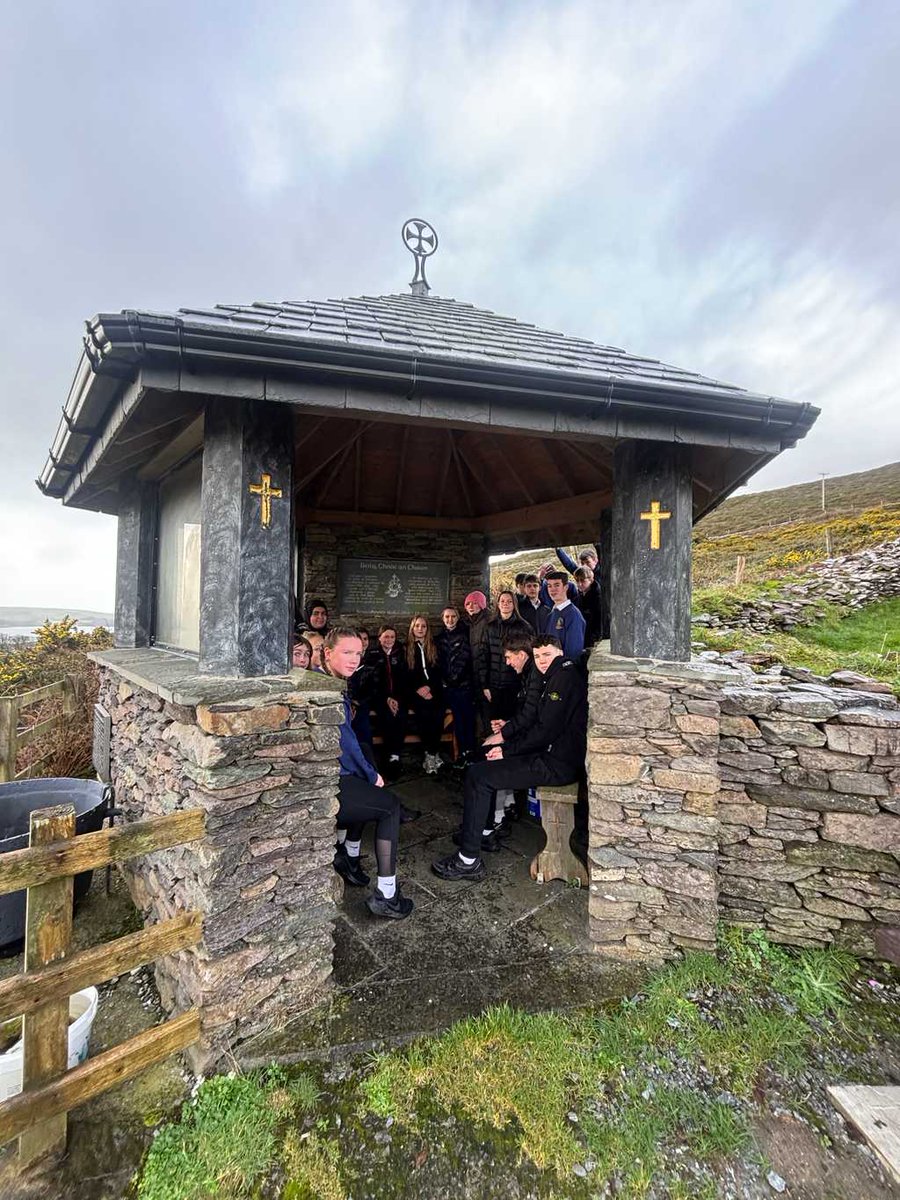 Pobalscoil Chorca Dhuibhne tweet media