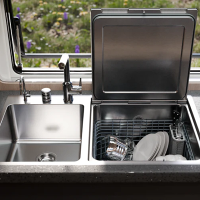 core77's tweet image. China must be an interesting place to be an industrial designer. In America and Europe, we've had a middle class for roughly 100 and 200 years, respectively. And we have a pretty… core77.com/posts/142278/A… #KitchenDesign #IndustrialDesign #ChinaDesign #HomeAppliances #Dishwasher