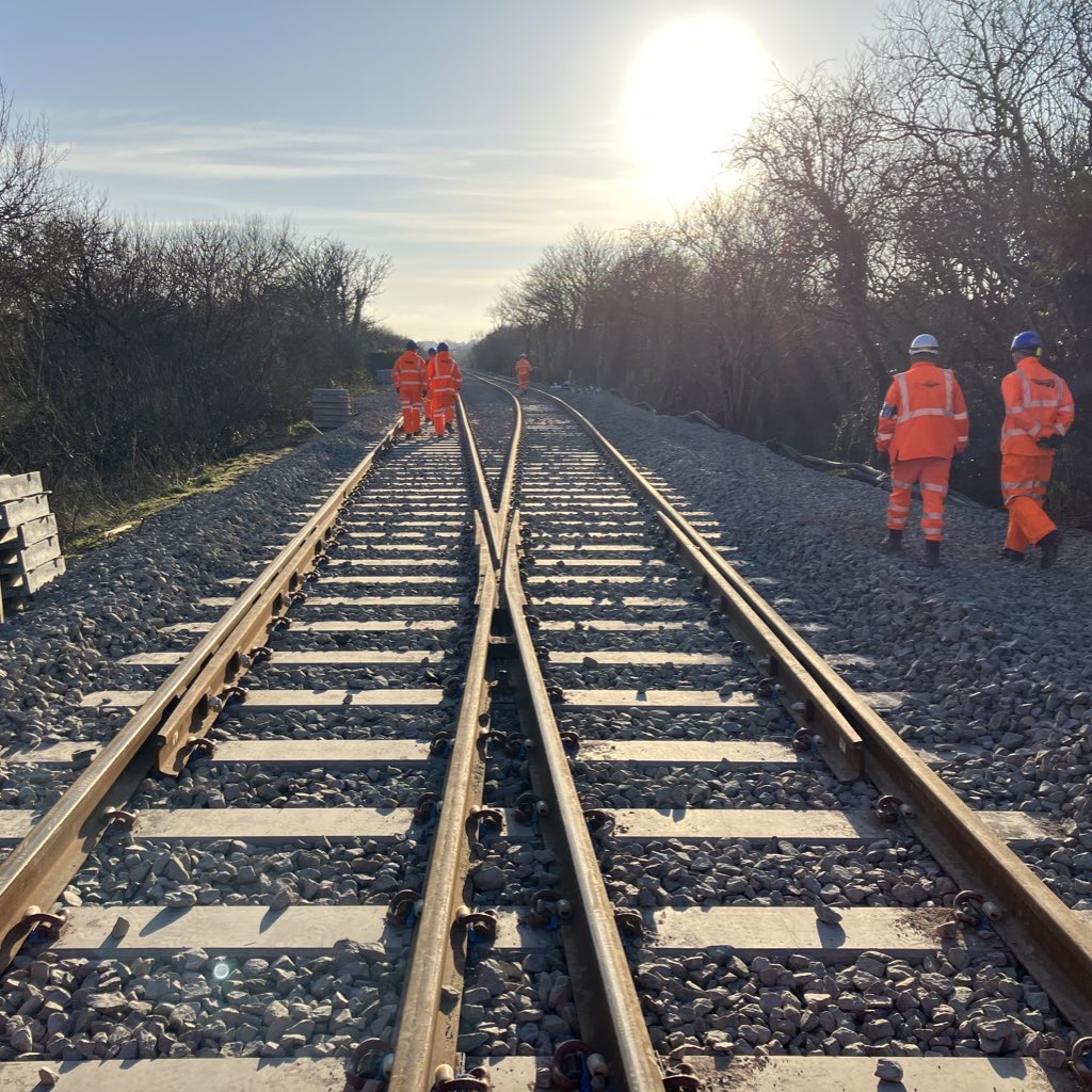 Network Rail tweet media