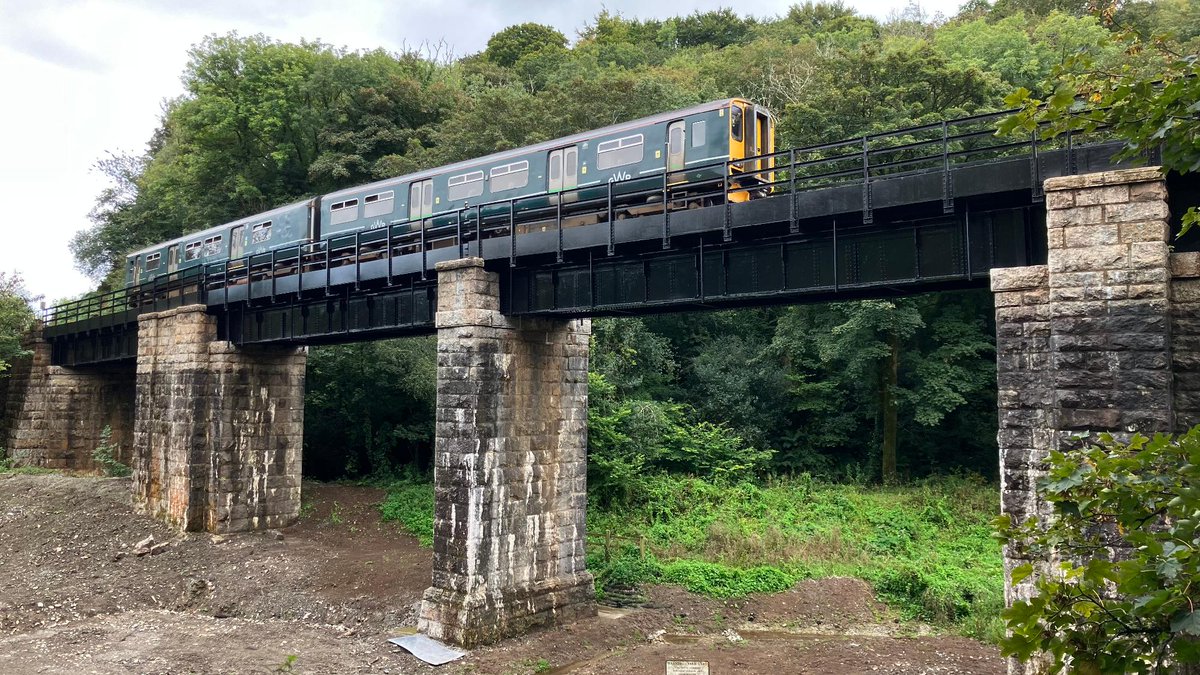 Network Rail tweet media