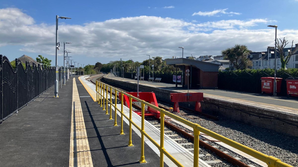 Network Rail tweet media