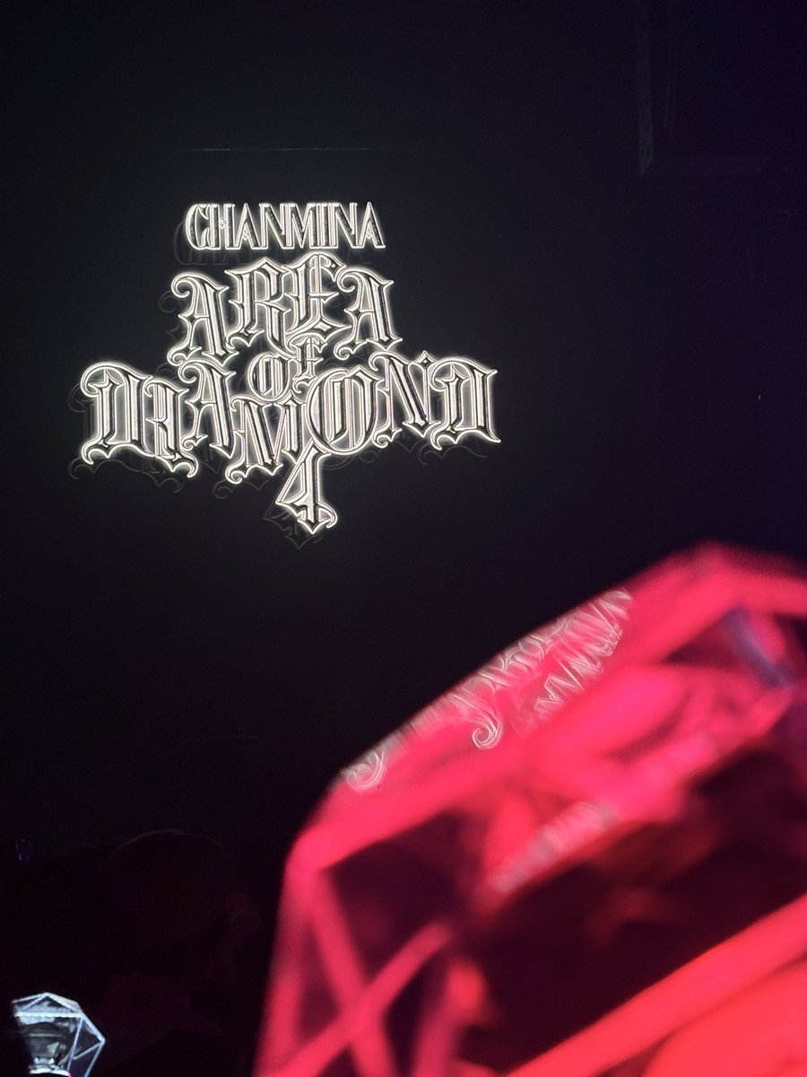 lam_burlesque's tweet photo. 今年も #ちゃんみな のLIVEへ💎🖤

頑張ろうって思わせてくれた、最高のエンターテインメントでした🫶
ずっとラムの憧れ✨️

新作作ろーっと！

#AOD4 https://t.co/K7Ch9lNdeZ