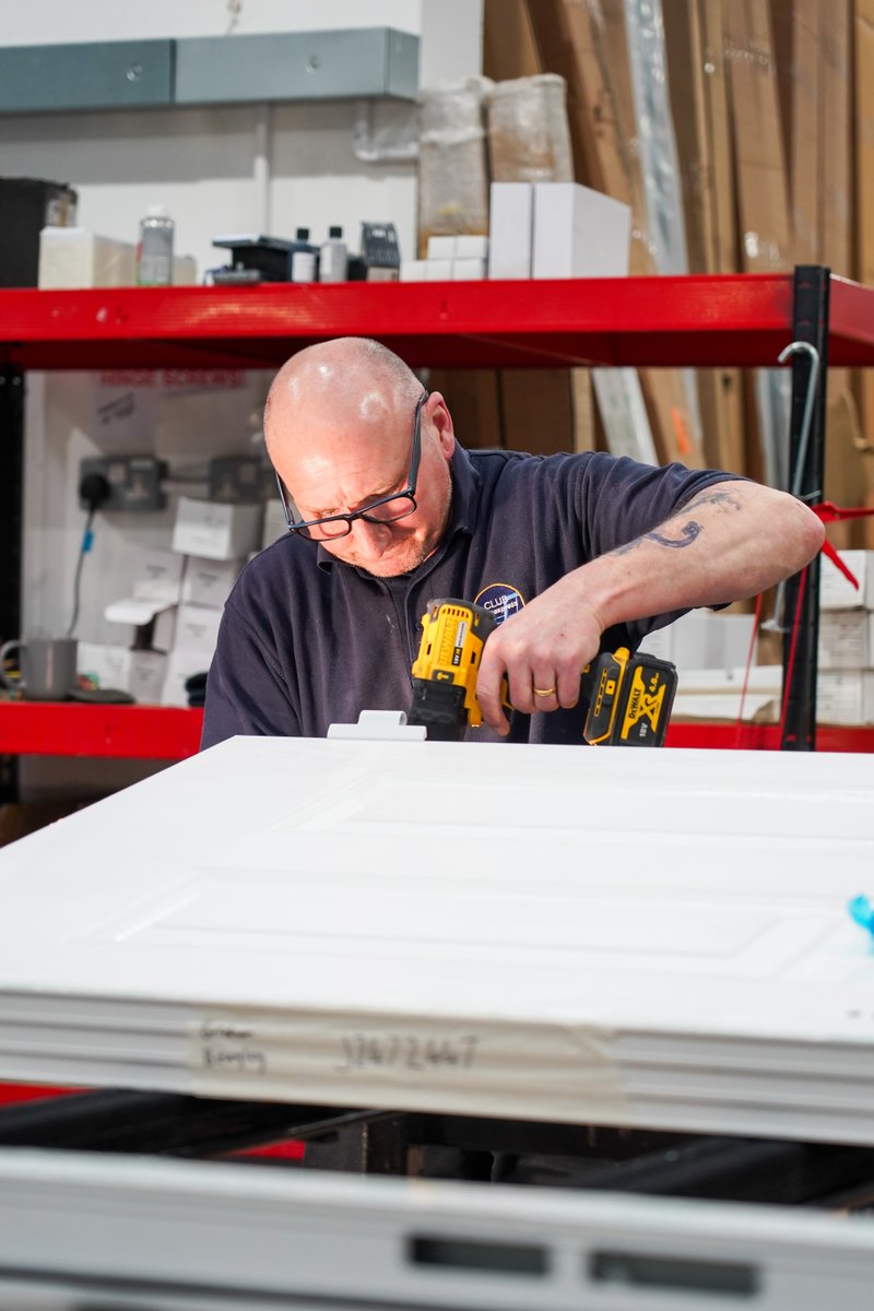 framexpress team tweet media