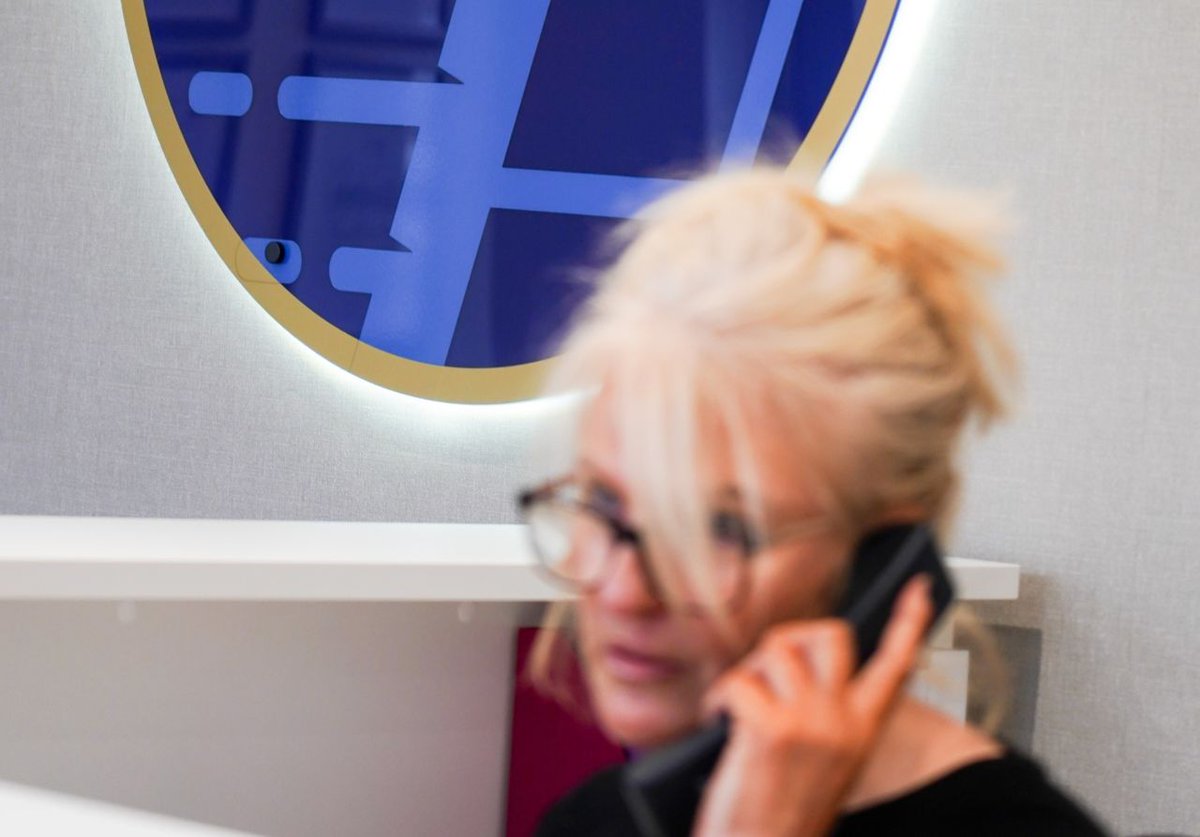 framexpress team tweet media