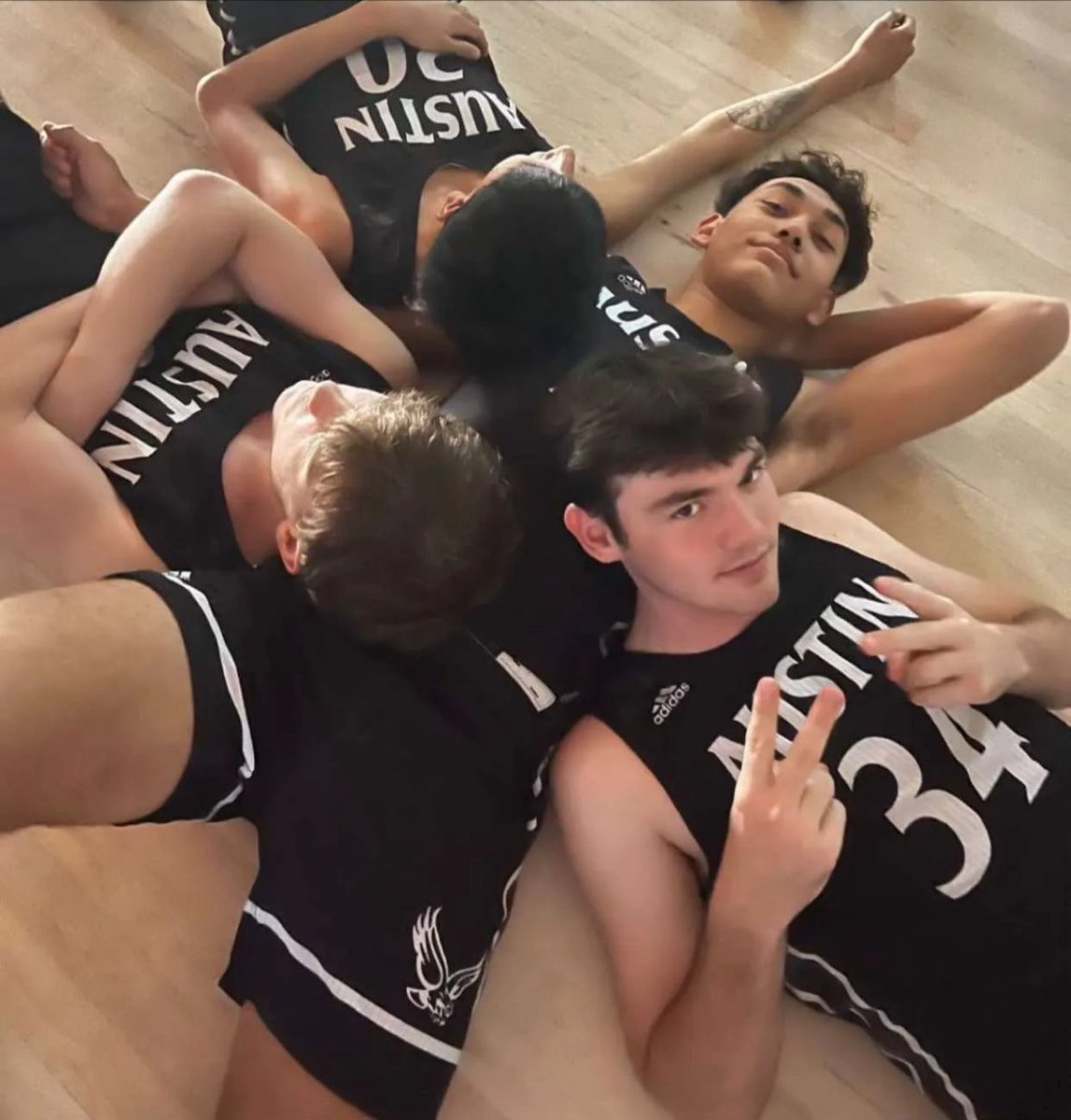 this is some fag shit fuck them eagles