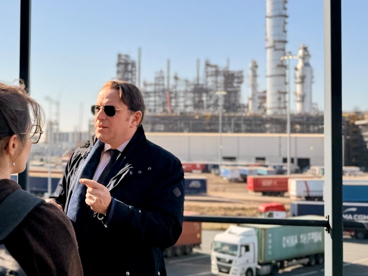 Oliver Varhelyi tweet media