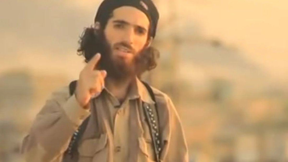 Todo lo de los tuits Turquía-España me recuerda a los días del Hijo de Tomasa cuando el yihadista aquel nos amenazó y nosotros nos pasamos una semana haciendo memes y llorando de la risa. A jarana y cachondeo no nos gana nadie.