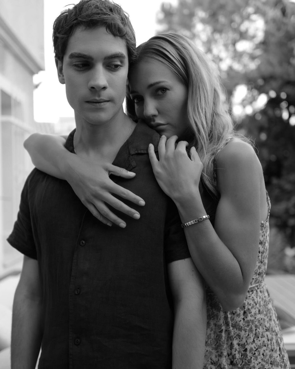 devro0047's tweet photo. Berkay'ın en çok özleyeceğim partnerlikleri ❤️🩹
#BurakBerkayAkgül #HazalSubaşı #HazBur #AzDev #sahipsizler #MeryemUzerli #Uzer #RU https://t.co/hznovSJhsV